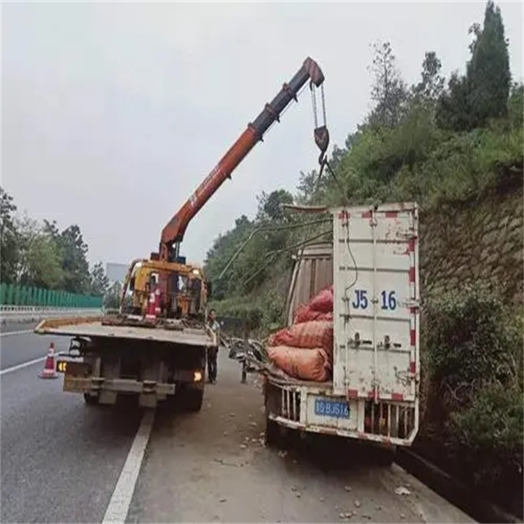 上海嘉定了解道路救援吊车费用的细节与影响因素