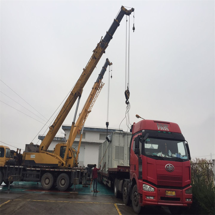 上海嘉定如何选择合适的道路救援吊车电话，确保您和车辆的安全